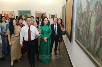 Exhibition showcases President Ho Chi Minh in fine arts